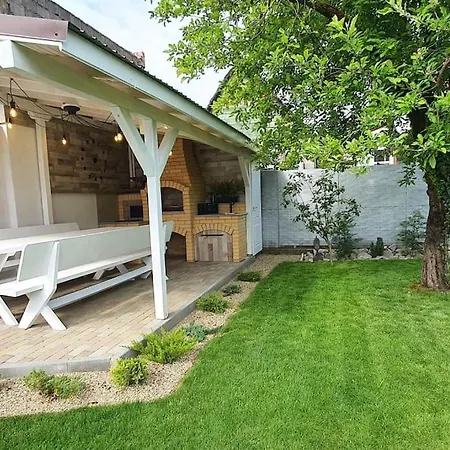 Casa Berzei 1 * 蒂米什瓦拉